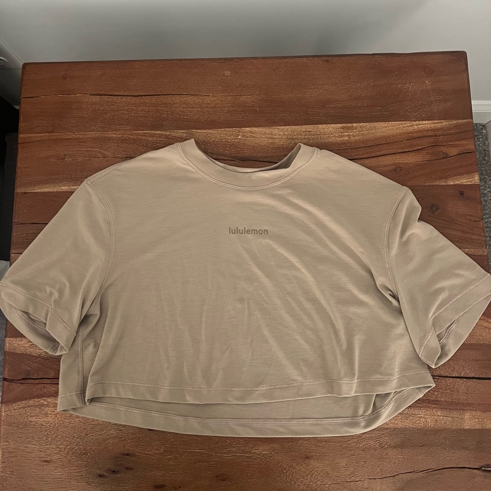 Lululemon Tan Cropped T-Shirt